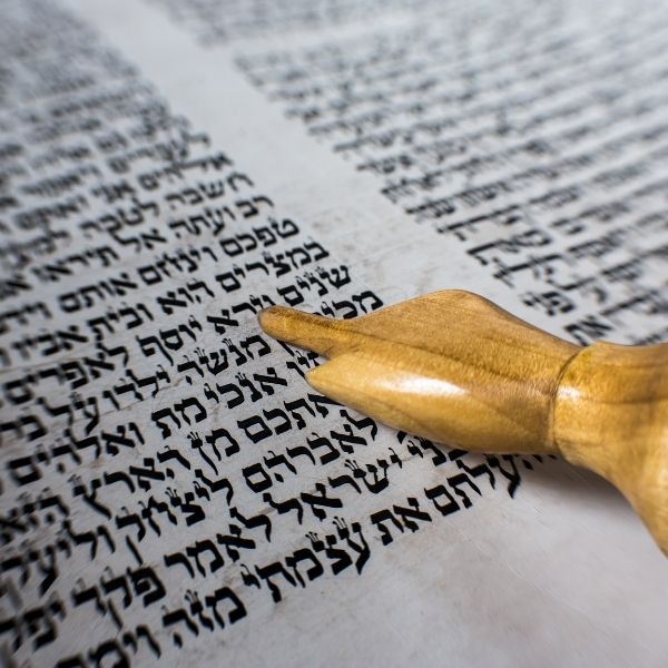 אם מותר לאדם אחד לעלות שתי עליות בספר תורה אחד יניב בוזגלו